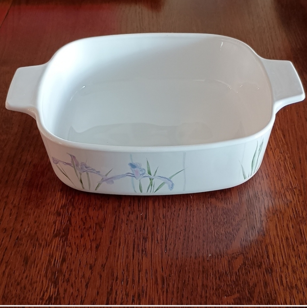 Corningware Ceramic Shadow Iris Square Casserole Dish b925